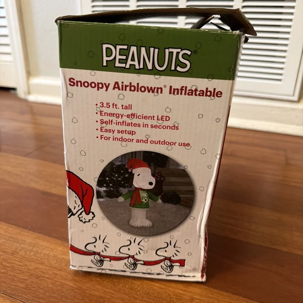Gemmy Inflatable Peanuts Snoopy Wearing Sweater Christmas Yard Decor Open Box